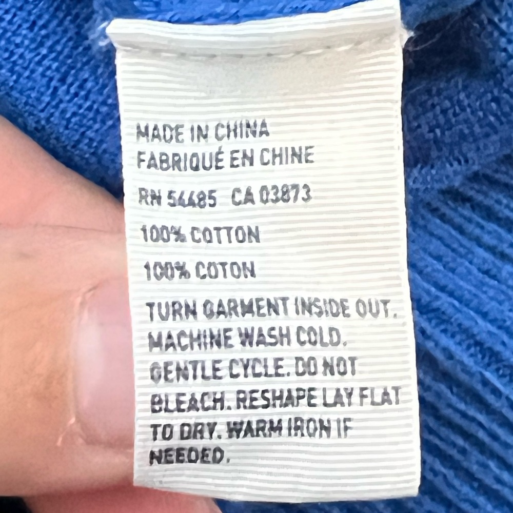 AEO Blue V-Neck Sweater - Picture 4 of 4